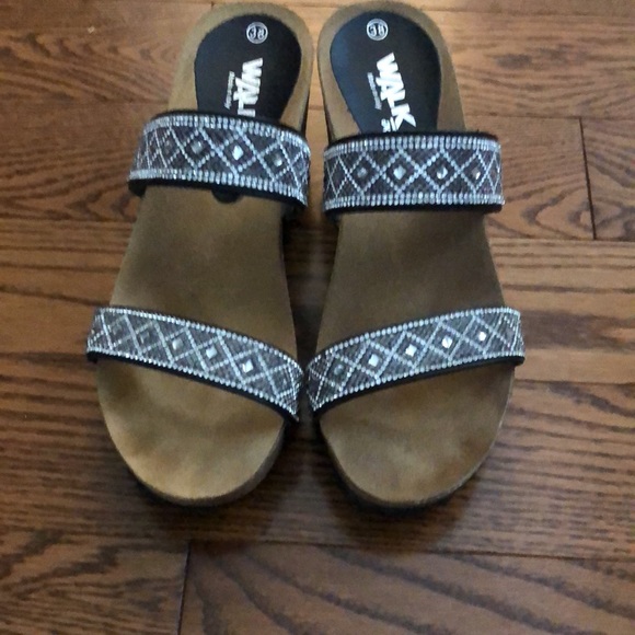 Italian Sandals - Picture 3 of 5